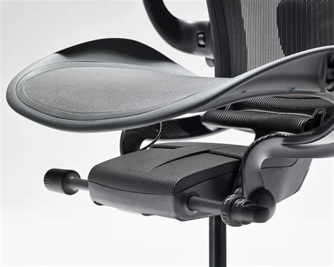 herman miller aeron refurbished canada